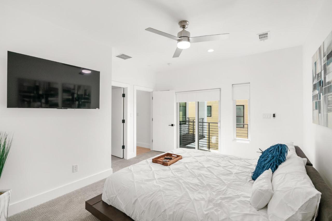 Dallas Luxury Modern House By Dallas Love Airport Bagian luar foto