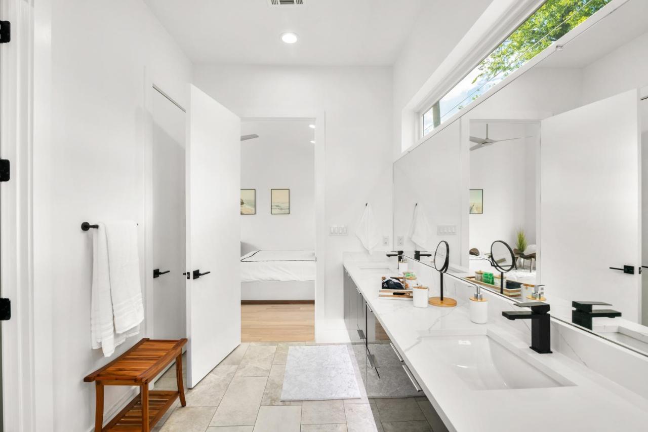 Dallas Luxury Modern House By Dallas Love Airport Bagian luar foto