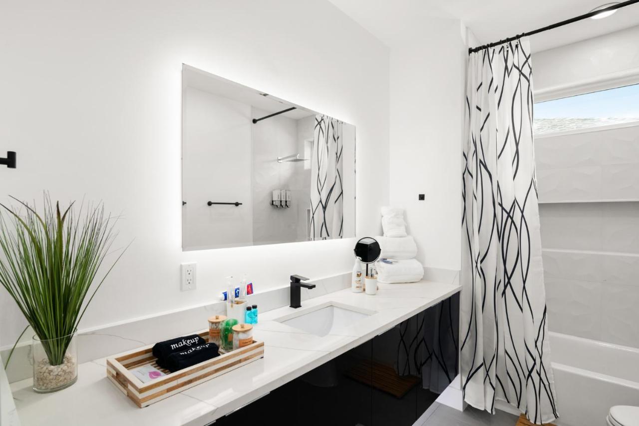 Dallas Luxury Modern House By Dallas Love Airport Bagian luar foto